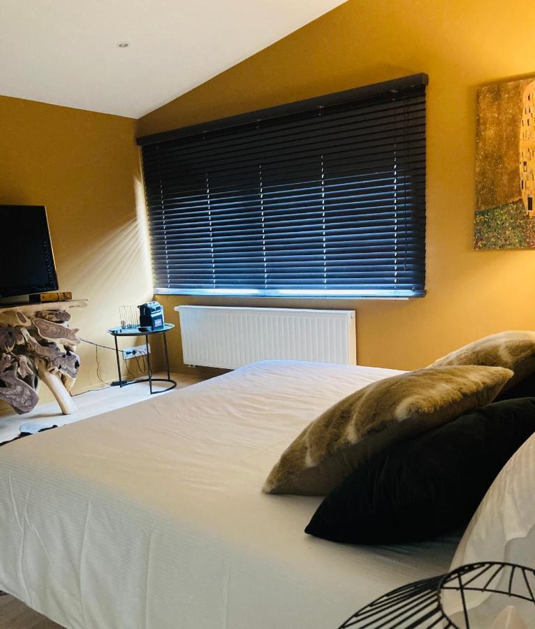 B&B Superieur Villa Vanille Namen Buitenkant foto